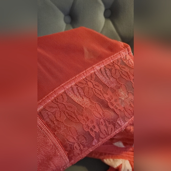 Vintage Inspired Hand-Dyed Pink Corset and Garter Set Med/Large - Picture 5 of 5